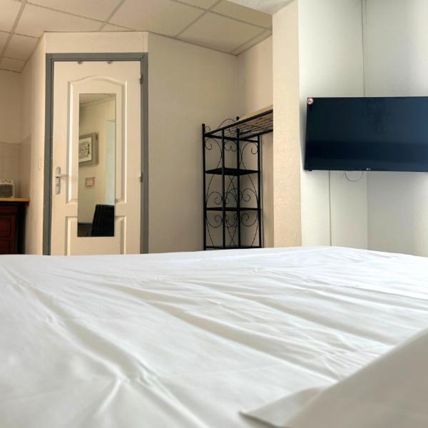 Hotel Le Carnon Buitenkant foto