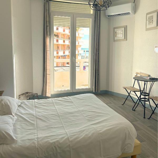 Hotel Le Carnon Buitenkant foto